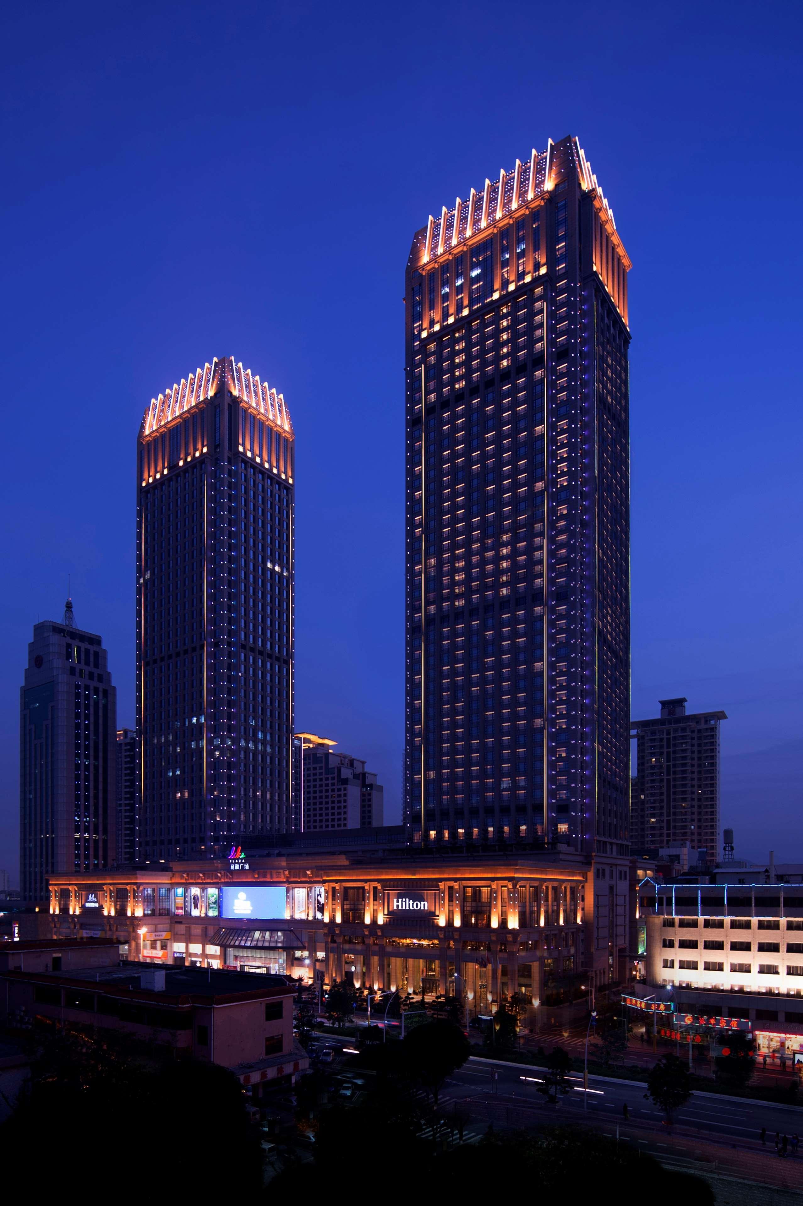 Отель Hilton Zhongshan Downtown Экстерьер фото